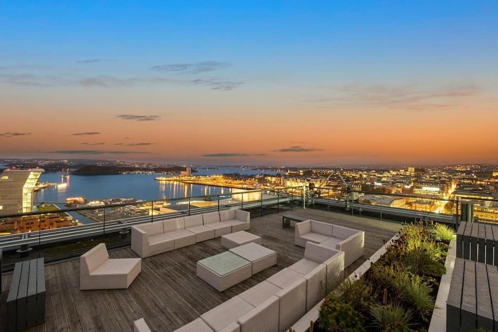 Modern 2Bed Room Sea View Apartment @ Oslo Barcode Exterior foto
