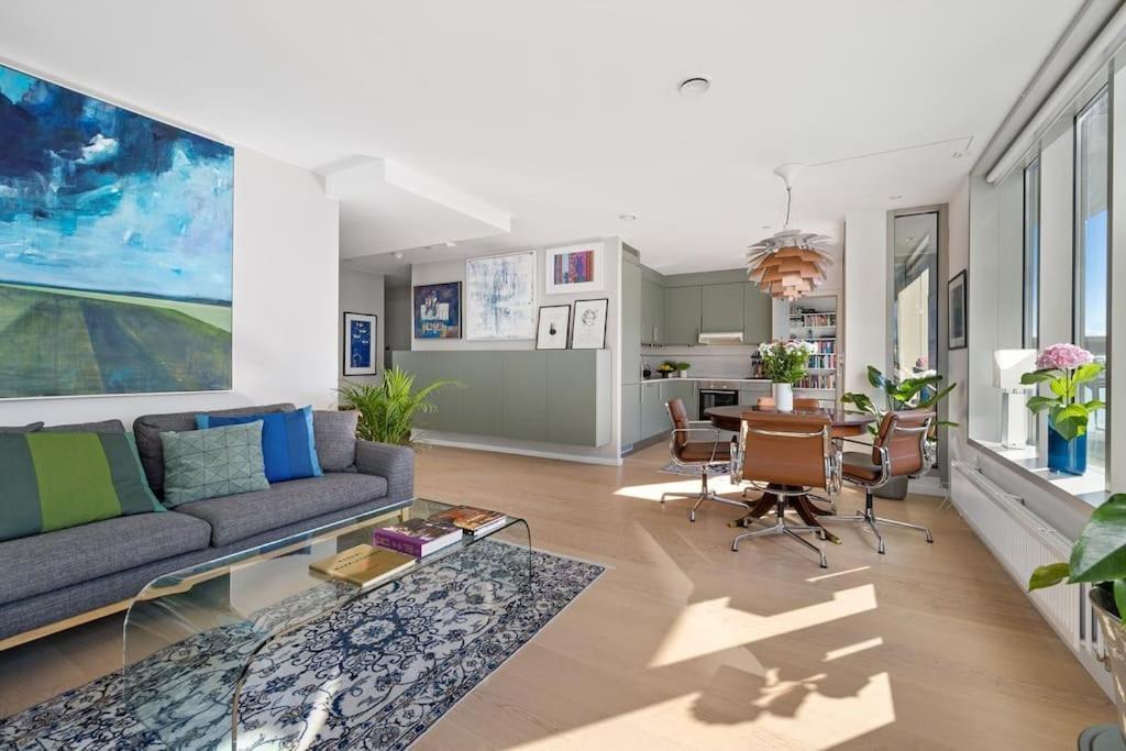 Modern 2Bed Room Sea View Apartment @ Oslo Barcode Exterior foto